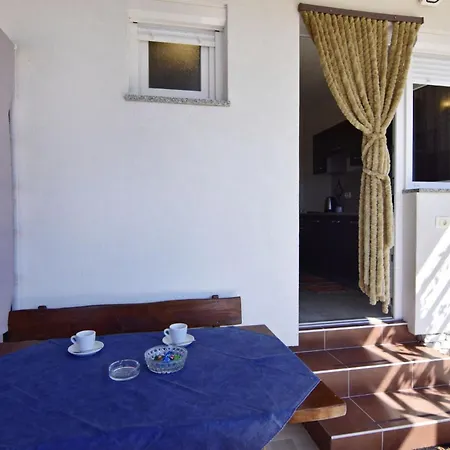 Compact With Sea Views And Bbq * Zambratija (Istria)